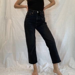 ZARA CROPPED BLACK JEANS